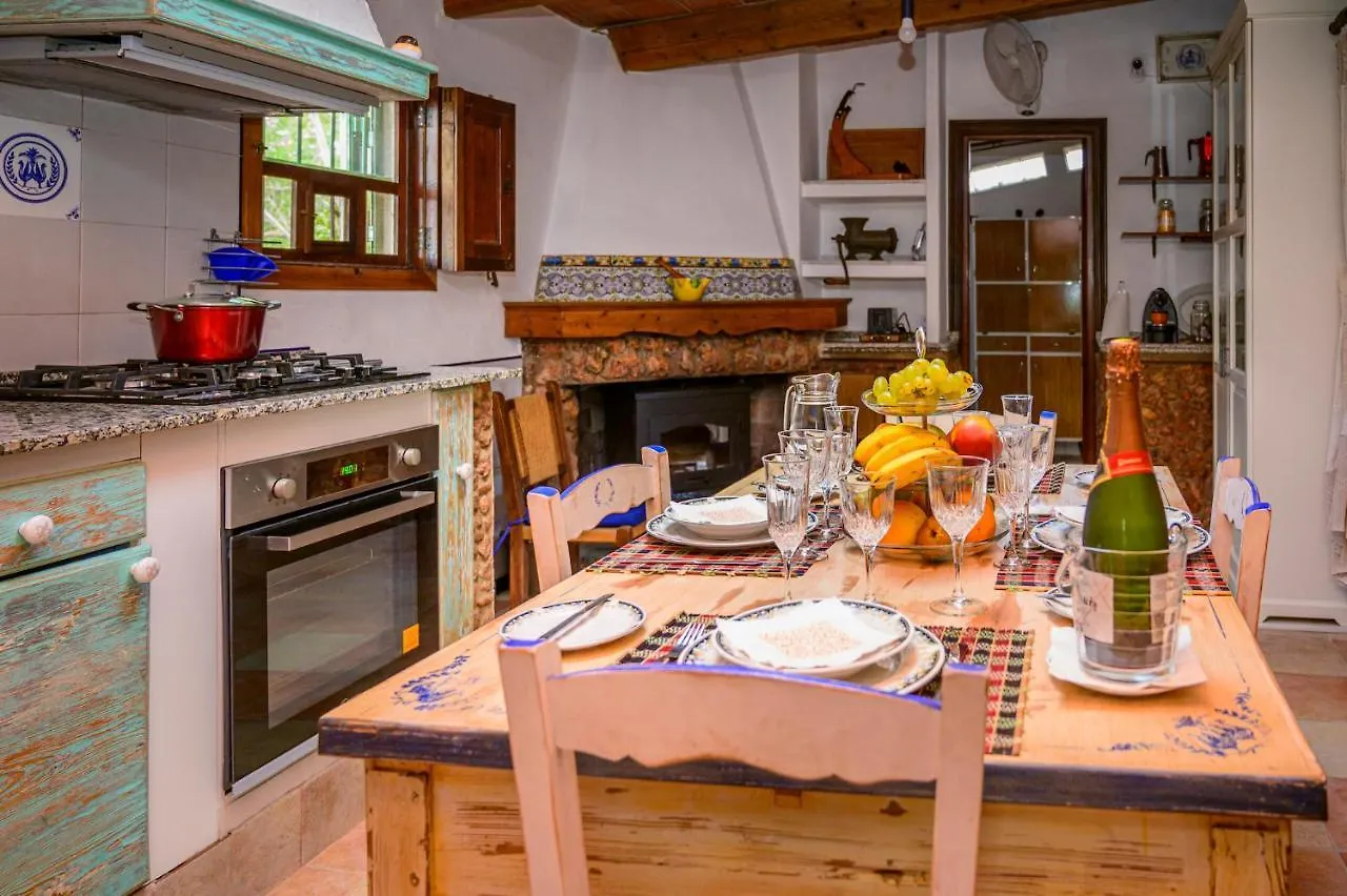 Nice Majorcan Country House Sta Maria Del Cami By Renthousing 산타 마리아 델 카미