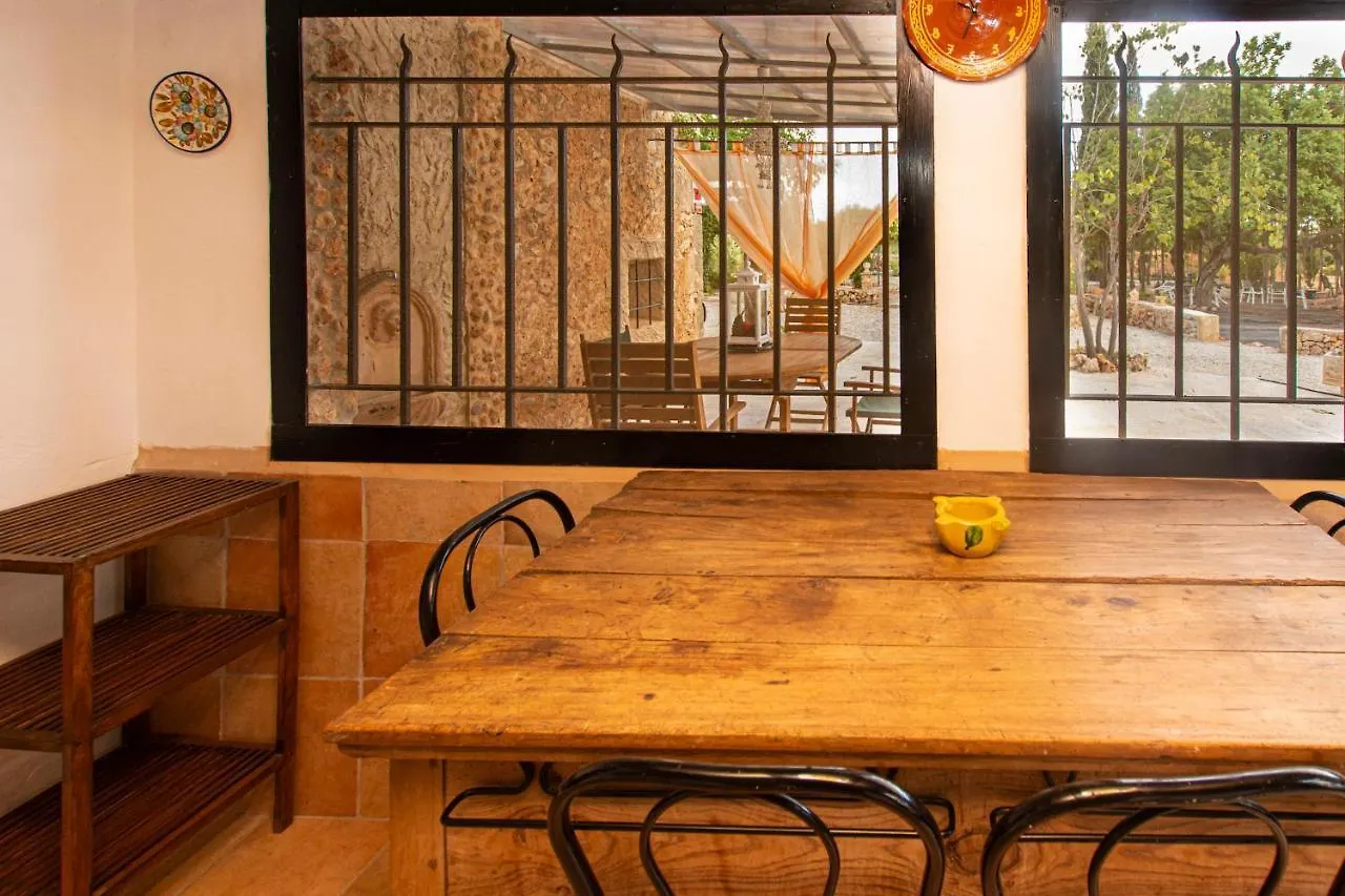 펜션 Nice Majorcan Country House Sta Maria Del Cami By Renthousing 산타 마리아 델 카미